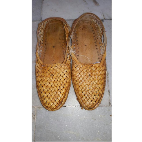 Cream Color Kolhapuri Chappal